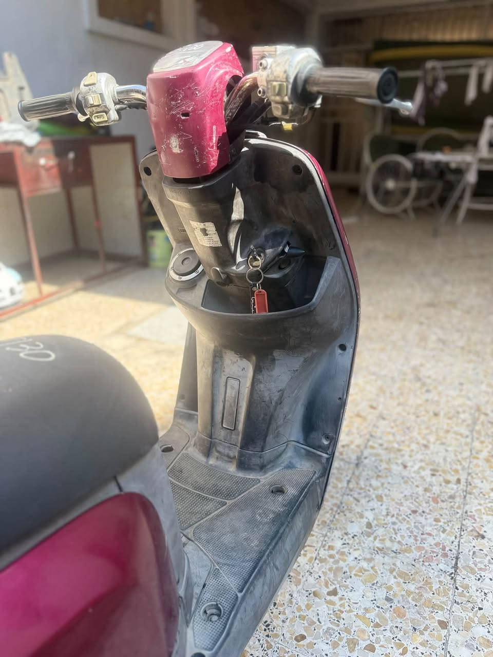 السلام عليكم
ماكس بوليسي 🛵
نكره سلف بأي وقت
شلعه ومعدل تاكل الكاع🚀
اني منزلهه على ايدي من الرمبه بعدهي ملحه
الدراجة كلهه بلادية عدا الكفرات+السلف
نقوصاتهه بسيطة كلوب+جاملغ الامامي سعرهن مايتجاوز ال20الف
الدراجه نضيفة محرك مفتوح بس شغل درجة اولى
ناعمه كلش
مكاني:بغداد/الكاظمية🏡
السعر:475الف وبيهه مجال للطيبين🔥
رقم الهاتف:***********📞

                            (بـيـاع شـراي لاتراسـلني)
