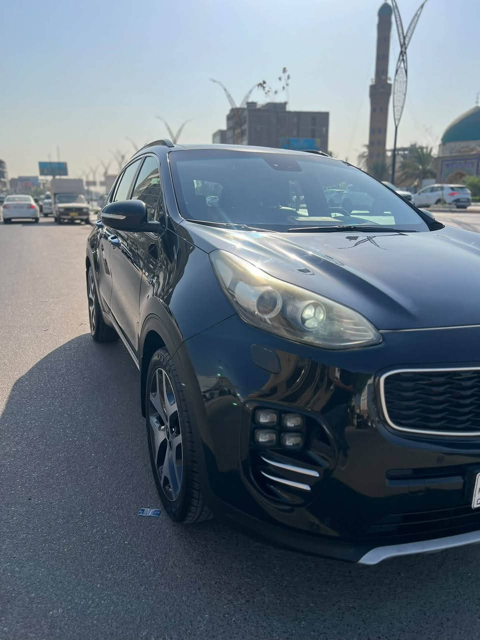 السلام عليكم
گيا سبورتج خليجي  رقم بغداد بسمي مشروع وطني 

جيتي لاين يسموها ايراني ( GT LINE ) ماشية 100 الف
السعر ب178 وبيه مجال شي قليل 
 
موديل 2018 
 
فول مواصفات 
 
1- فول تحكم ستيرن  ستيرن حرف Dمع كروس سرعة 
 
2-گامرا دواره مع شاشة لمس 
 
3-بصمه 
 
4- لون اسود 
 
5-لايت زنون واوتو لايت +ماطور تلقائي تحكم اوتو
 
6- لد امامي وخلفي 
 
7-هند بريك بصمه 
 
8-شفتات استيرن 
 
9- شاحن واير ليس 
 
10- تبريد ابيانو 
 
11-بانوراما 
 
12-شاشة كار بلي +سماعه دمام بالصندوك 
 
13محرك 2400
 
14-كشنات جلد لون مميز كهربائيه + تدفئه ووتبريد بالكشنات الاماميه وتدفئه بالكشن الخلفي 
 
15-قطعتين تبريد 
 
16- بصمة ابواب 
 
17-جام اوتو 
 
18-فور ويل
 
19- مري شفط واشاير مري 
 
20- ثلاث انضمة قياده … 
 
21- تدفئه بالستيرن ….. 
 
22- اوتو ماسحات 
 
23- اوتو لايت 
 
24- اوت هولد توقف ذاتي... 
 
25- نضام منحدرات .... 
 
26- جنطه كهرباء ذكيه تنفتح عند الاقتراب... 
 
27-دبل كزوز .. 
 
28-نضام الترحيب تلقائي عند الاقتراب.. 
 
29- بلوجكتر بقلاوه رباعي العدسه 
 
30-مانع انزلاق ... 
 
زراك لايتات 
 
تعتيم ذاتي بالمري 
 
اناره يدات و لد نهاري زنون

مكان السيارة بغداد زيونة او الغدير
***********
