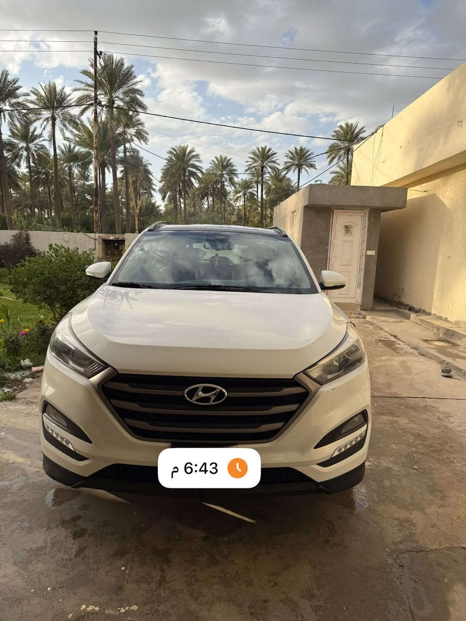 السلام عليكم

✨ للبيع: هيونداي توسان 2018 ✨

🚗 المواصفات العامة:

 الموديل: 2018

 اللون: ابيضّ 

 المحرك: 2000

 المسافة المقطوعة: 150,000 كيلومتر 

 سعة المقاعد: 5 راكب

💎 الميزات والمواصفات الإضافية:

 تبريد قطعتين (ثلج ما شاء الله) ❄️

3 وضعيات قيادة مختلفة (Drive Modes) ⚙️

نظام تثبيت السرعة (Cruise Control) 🚀

 تحكم كامل من المقود (تحكم ستيرن) 🎛️

 نظام تحديد المسار والحفاظ عليه 🛣️.

  إضاءة أمامية وخلفية عالية الكفاءة 💡

  والعديد من المواصفات المميزة الأخرى...

🔍 حالة السيارة والضرر:

 صبغ قليل تحت الرقم الخلقي و تحت باب البانزين

  خالية من أي ضرر في الدواخل وبدون خروج أي إيرباك (سليم 100%) 💯

 السيارة جاهزة بالكامل بدون أي نقص، شغل وتوكل على الله 🏎️💨

💵 السعر: 170 ورقة (وبيها مجال للشراي )

📍 الموقع:  بغداد

📞 للتواصل والاستفسار:***********

📞 للتواصل والاستفسار:***********
