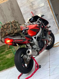 CBR919RR • مكينه نضيفه • كفاله