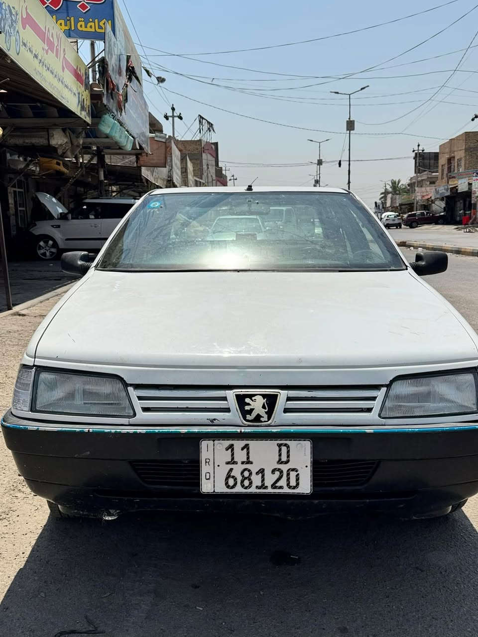 السلام عليكم 
بيجو روى 
رقم بغداد انكليزي 
تحويل ثاني يوم
موديل 2009
كير ومكينه شرط
حداديه ناعمه
تبريد ثلج 
تخم تاير 
سياره جاهزه 
السعر 25$ مجال بسيط
بيع أو مراوس للاستفسار الاتصال بالرقم ***********
