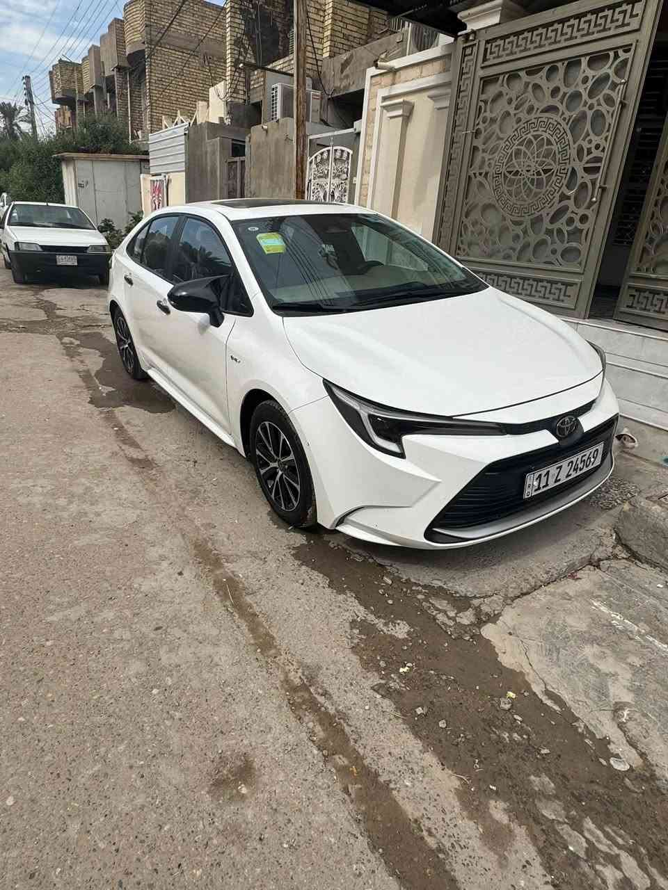 كورولا هايبرد • ٢٠٢٥ • ماشي ١٣٠٠٠