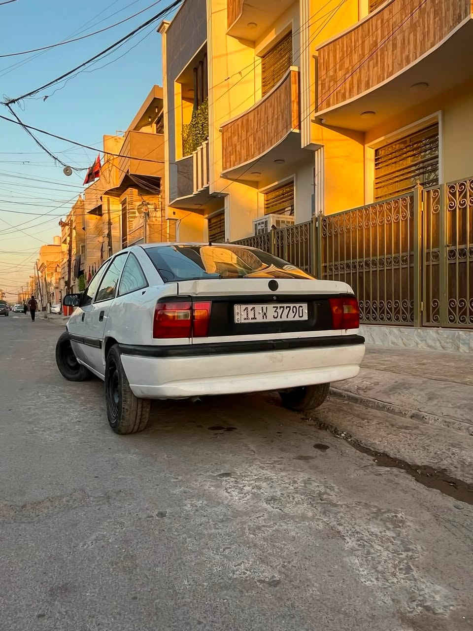 سلام عليكم اوبل فكترا 94 وارد ياباني اصل تبريد بس مو شغال محرك 20 محرك وكير انظاف كهربائيات شغاله السياره حلوه باسمي تحويل مباشر السنويه ما صاقطه لل 27 السياره يرادلها ترتيب المكان بغداد الجديده السعر 35 بيها مجال شي قليل عليها غرامه 100 الف ينزل من سعرها الرقم ***********
