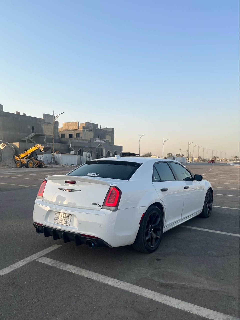 أعاده النشر بسبب الوعود الكاذبه!!
 اوباما 2021 S رقم بغداد
ماشيه 56 الف ميل 
حادثها بسيط ؛ مبدل بيها قطعتين يلادية جاملغ وبنيد نفس اللون بدون صبغ.
فوول مواصفات عدا رادار الامامي
(برده كهربائية كشنات كهرباء تدفئه و تبريد ستيرن كهربائي تدفئه بانورما كشنات جلد وعليها سستم داخلي كاربون فايبر)
السياره جديده تخم تاير جديد وحداديه جديدة ومابيها اي نقص
كير مكينه شاصي كله كفاله 
السعر 300 وبيه مجال بسيط 
مكاني كربلاء للاتصال ***********
*********** Singapore

