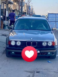 بي ام ٥٣٥i • ١٩٩٢ • رقم بصره