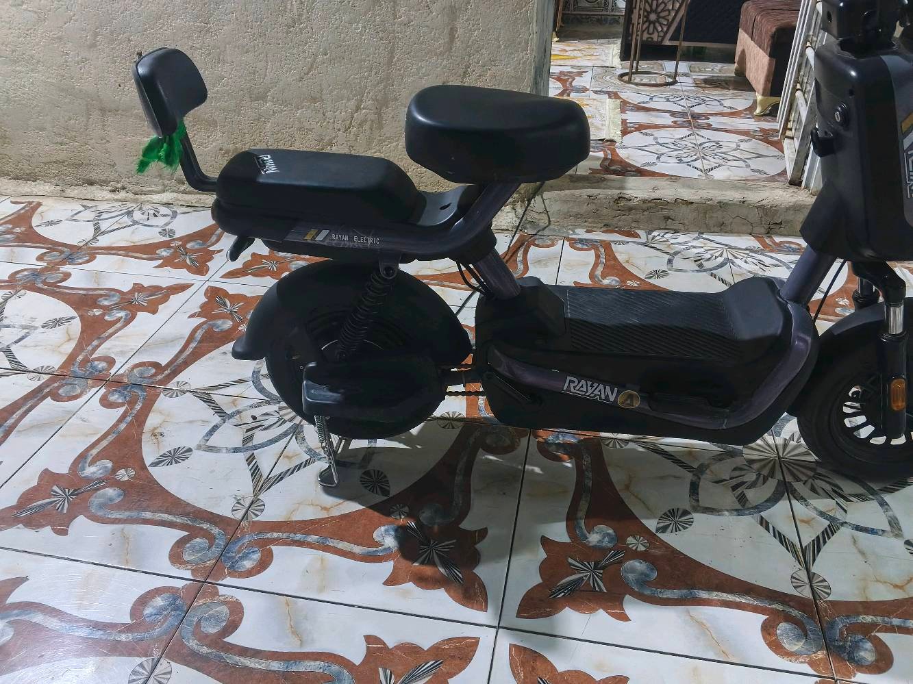 دراجه شحن حجم14 الريان السرعه45
4بطاريات السعر 300
للستفسار***********