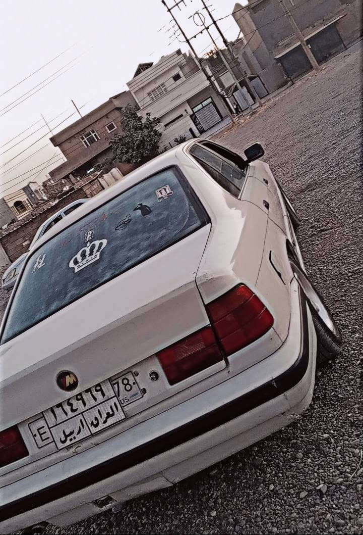 سلام علێکم ئەم بیئێمەمان هەیە بۆ فرۆشتنە  مۆدیلی 91 جام کارەبایە تایەو ویلەکی زۆر خاوێنە تازە تیمان خستیە  هەموو شتی بەشەرت زۆر خاوینە گیڕو مەکینە بەشەرت  هەموو گیانی بەشەرت گیڕ حادیە 520 کەپسە      سحری 41وەرەقەو مەجالیکی برایانە رەقەم تەلەفۆن ***********👍👉🏽 أربيل, العراق
