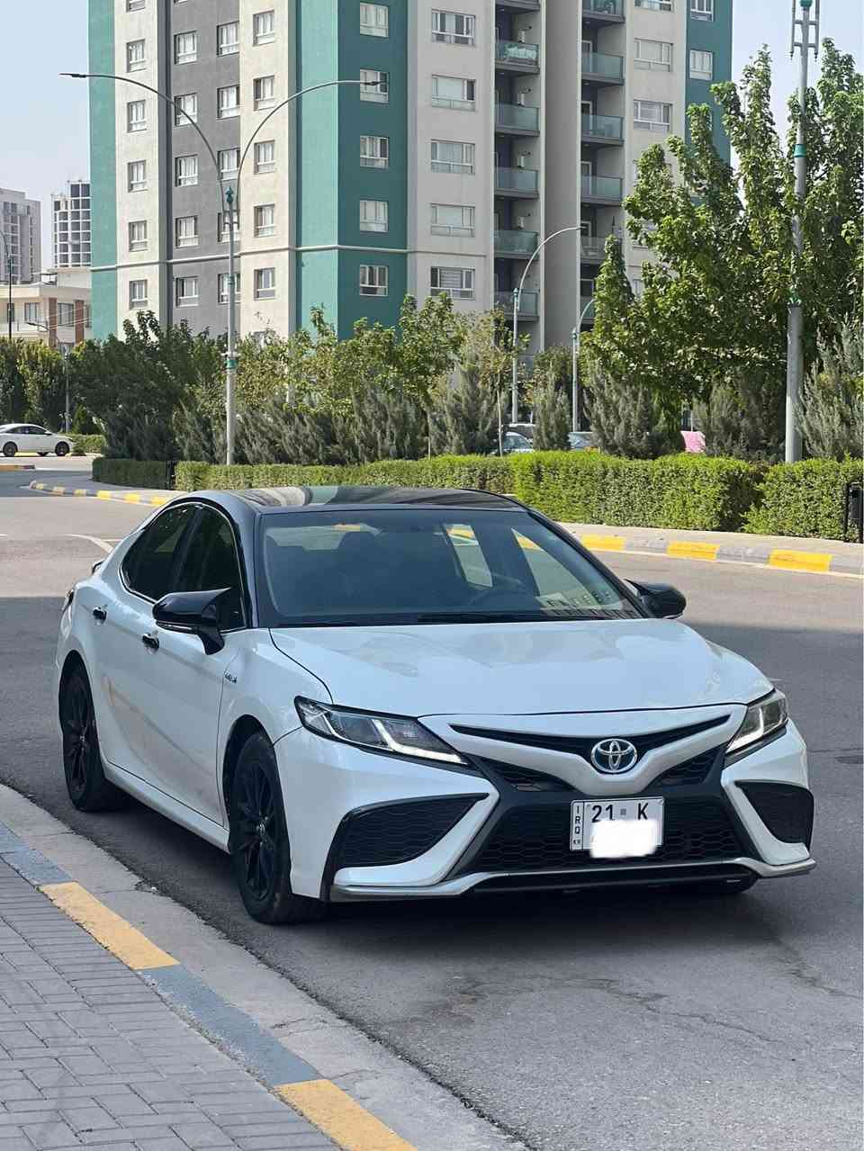 Toyota camry 2022 hybrid
تۆێۆتا کامری هایبرێد ٢٠٢٢ 
سپی سەقف ڕەش لەسەر سەنەوی بیلاد
خلیجی بەسمە و حاسەو ٣ مۆدی لێخوڕین 
شوێن شەحنی مۆبایل لایت پێشو دوا لید و زینۆن بیلادی
کامل سێرڤس کراوە
ویل و تایەی تازە
سەنەوی تا ٢٠٣١ تازەیە بە ناوی خۆمەوەیە 
سەیاکە کامل پەمپ کراوە بەس ڕەنگی گۆڕاوە تەکسی یەک قرچی پێشی هەیە شاسی نەگرتوە 
دوبەی بوە 
٢٣٠ هەزار کیلۆمەتر ڕۆشتوە 
گێڕ و مەکینە و هایبرێد و پاتری و تەقەو ڕەقەش بە شەرتی ١٠ فیتەر و کۆمپیوتەر
سەیارەکە زۆر تازەیە بێ نوقسانیە 
نرخی ١٤٩ وەرەقە معامەلەیەکی کەمم 
مۆبایل و whats up
***********
*********** السليمانية, العراق
