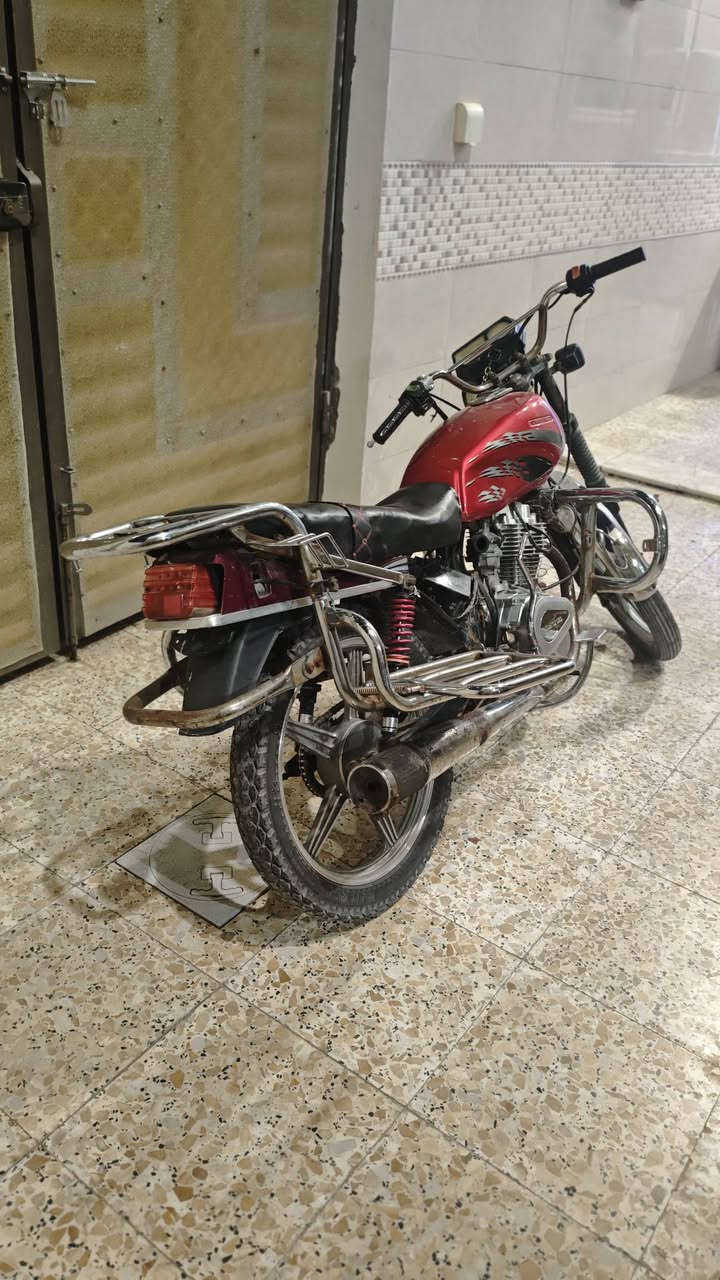 دراجه فيوم محرك ستوته MTR للبيع او مراوس بنامه السعر 450 وبيهة مجال العنوان سماوه نزلة البو حجر التواصل ***********
