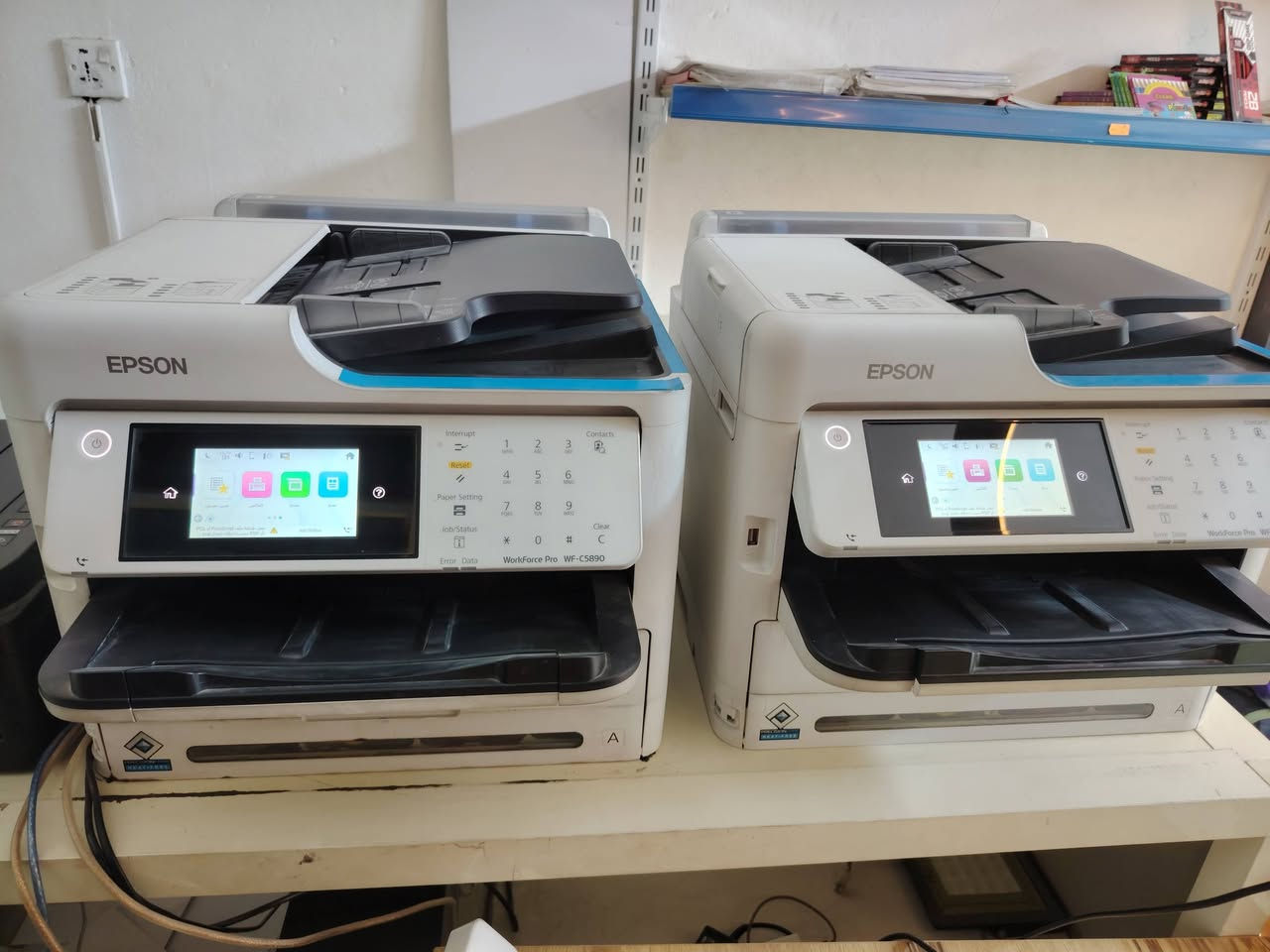 السلام عليكم
طابعات EPSON عدد 2  للبيع قليله الأستخدام
العداد مالهن 57 الف والثانيه 61 الف
السعر الوحده ب550
مكانهن الحله، نادر الثانيه

***********
