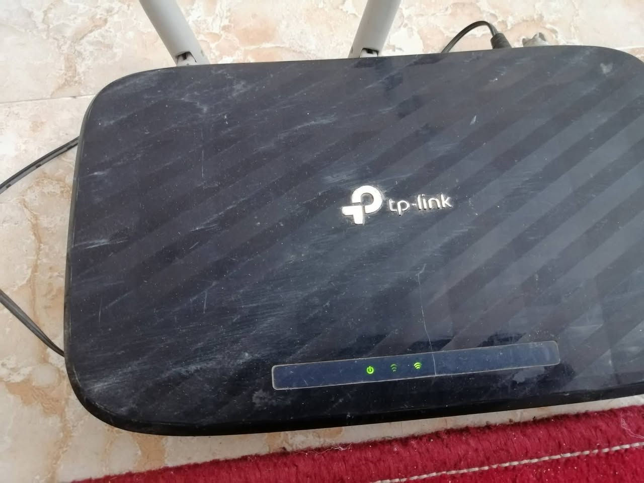 راوتر للبيع مستخدمه قليل سعره مميز بيه كسره عن الحرام وحلال بس يشتغل
الواتساب مفتوح على الرقم
***********
العنوان الناصرية مركز
