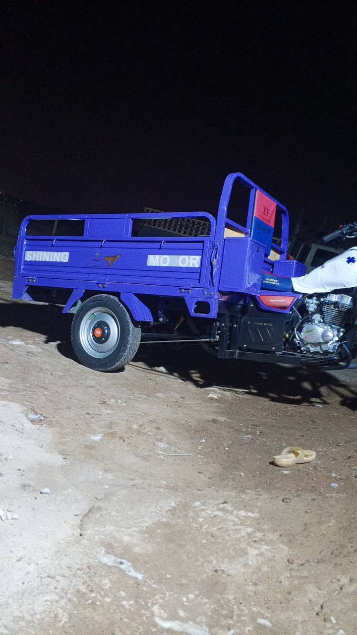 ستوته جمره للبيع مكفوله من شاصي وركبه ومكينه نضيفه بدون زنجار وخياس اوراق مكان عماره لحولي للتواصل***********

