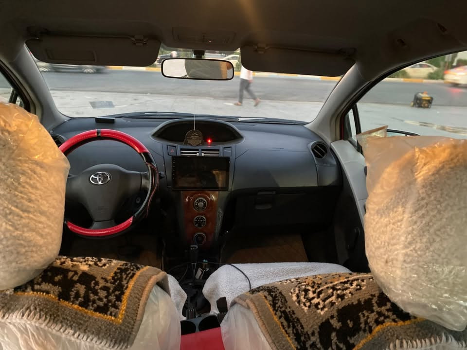 یارس مۆديل ٢٠٠٨ 
١پارچەی سبوخە بێ ناو گرتن 
نرخی ٧٥$ محەمەلە
رەقەم  ***********
