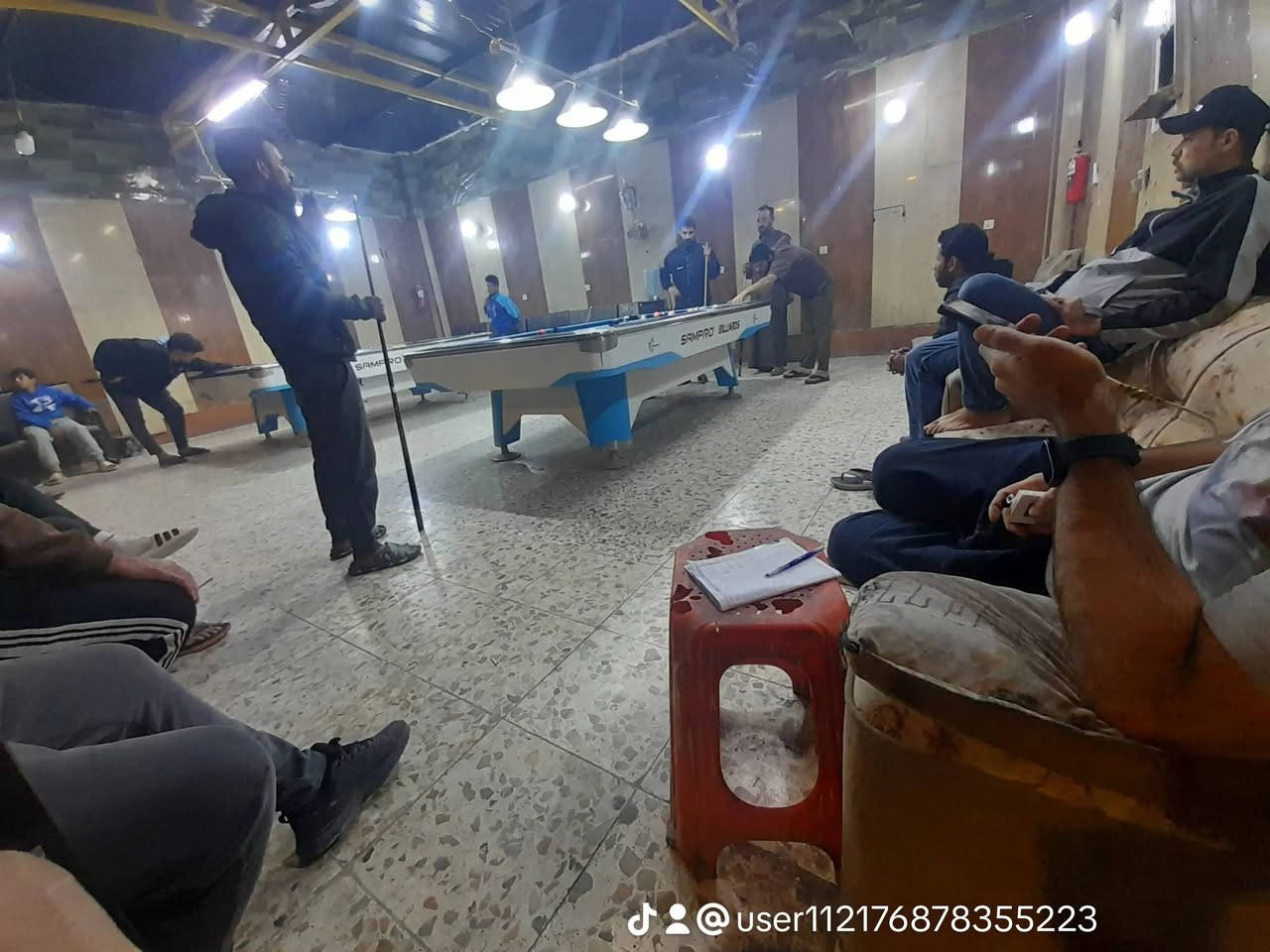 سلام عليكم كوفي للبيع البناء مع الكاع مع الغراض المساحه ٢٤٠ صايره ركن شارع رئيسي بيهه مطعم زغير مأجرينه خارج الكوفي مال اكلات سريعه  جنس الأرض واقع حال مشموله بل تطويب مرقمه من قبل الدوله    شغاله خير من الله بيهه بلياردات ثنين جدد نوعيه فول سامبرو وبيهه نراكيل ٣٠ وبيهه ميوزه مال دومنه تفصال درجه اولى ومجمده وتخامه تفصال بلازما براد ماي منضومة انترنيت ومنضومة كامرات جهاز بيني سبورت مفعل قنوات  رياضيه مبردات ثنين سبالت ٣ جدد نوعيه كري مطفايات ٤حجم كبير  وبعد هواي شغلات سبب البيع بعت البيت وشايل من المنطقه وأريد ابيع الكوفي وبل عافيه عل ياخذهه سعرهه مال كاع بس مماخذ حق البناء والغراض الله شاهد الشراي يتصل لو يجي خاص وبل خدمه مو شراي اعبر المنشور العنوان الرشاد شارع التانكي قرب فلكة حي النصر للأستفسار الاتصال على الرقم *********** (

نص مكتوب في الصور:
- @user112176878355223
