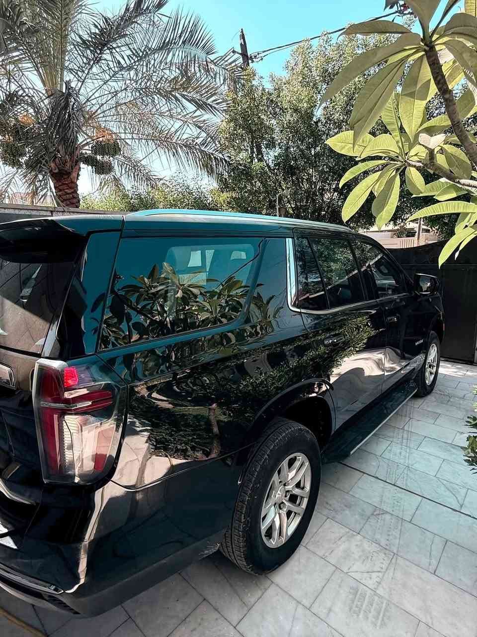 سلام عليكم شباب
الحلال للبيع
تاهو 2021 ls خليجي وكالة المنصور  
كفالة عامة من كلشي حتى الدعاميات بدون بارد بدون صبغ بدون تبديل كفاله عامة السياره 
ماشية 105 الاف قابل للزياده 
على شرط سيارة من هيه زيرو على ايدي حدادية تخم تاير تبريد باتري كلهن جدد على شركة 
بصمات اثنين مالتها موجودات 
كتلوكات شركة 
سيارة جديدة بمعنى الكلمة 
المواصفات :- 
بصمة تشغيل + ابواب 
تشغيل عن بعد 
فور ويل 
نقطة عمياء 
رادار أمامي وجانبي 
كشنات كهرباء 
ثلاجة وسطية
سبعة راكب 
تحديد مسار
هاندبريد بصمة
حساسات امامي خلفي 
كامرة خلفيه 
نظام اوتوستوب
ويل ١٨ البلادي 
شاشة كار بلي 
كشنات دوشمه جلد فوك المخمل 
وباقي المواصفات المعروفة الخ…….. 
السعر395$ وبيها مجال للشراي 
للاستفسار
***********
مكان السيارة بغداد - بغداد جديده- المعلمين
