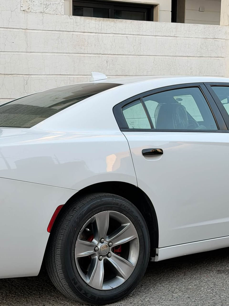سلام عليكم للبيع او المراوس فقط باوباما 
جارجر 2018 sxt plas
شركة هارلم حتى دعاميات بشرط بدون صبغ سياره كلين كلها بشرط فقط بيها مكانين بارد بسيطات بدون صبغ بدون ضرر تبريد ثلج صدر امامي خلفي جديد طخم تاير جديد سياره ما ناقصها برغي شرط التحويل هزه سنوية كله جديد مكان السياره كركوك *********** اي استفسار اتصل او راسلني عل رقم السياره ماشيه 112الف سعر 240 وبيها مجال
