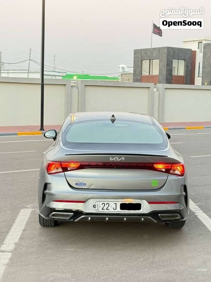 كي فايف موديل 2022  رقم اربيل سنوية 29 تريد تحويل او وكالة جاهزة 
وارد كوري غاز بلادي ماشية 75,000 بيه فقط جاملق و باب مرشوش بسبب لزكات من كوريا 
فول مواصفات عدا فتحة السقف 
شرط ترايك 200 وسيارة جاهزة و اقتصادية جدا 
السعر 158 ورقة 
مكاني البصرة 
*********** بيه واتساب
