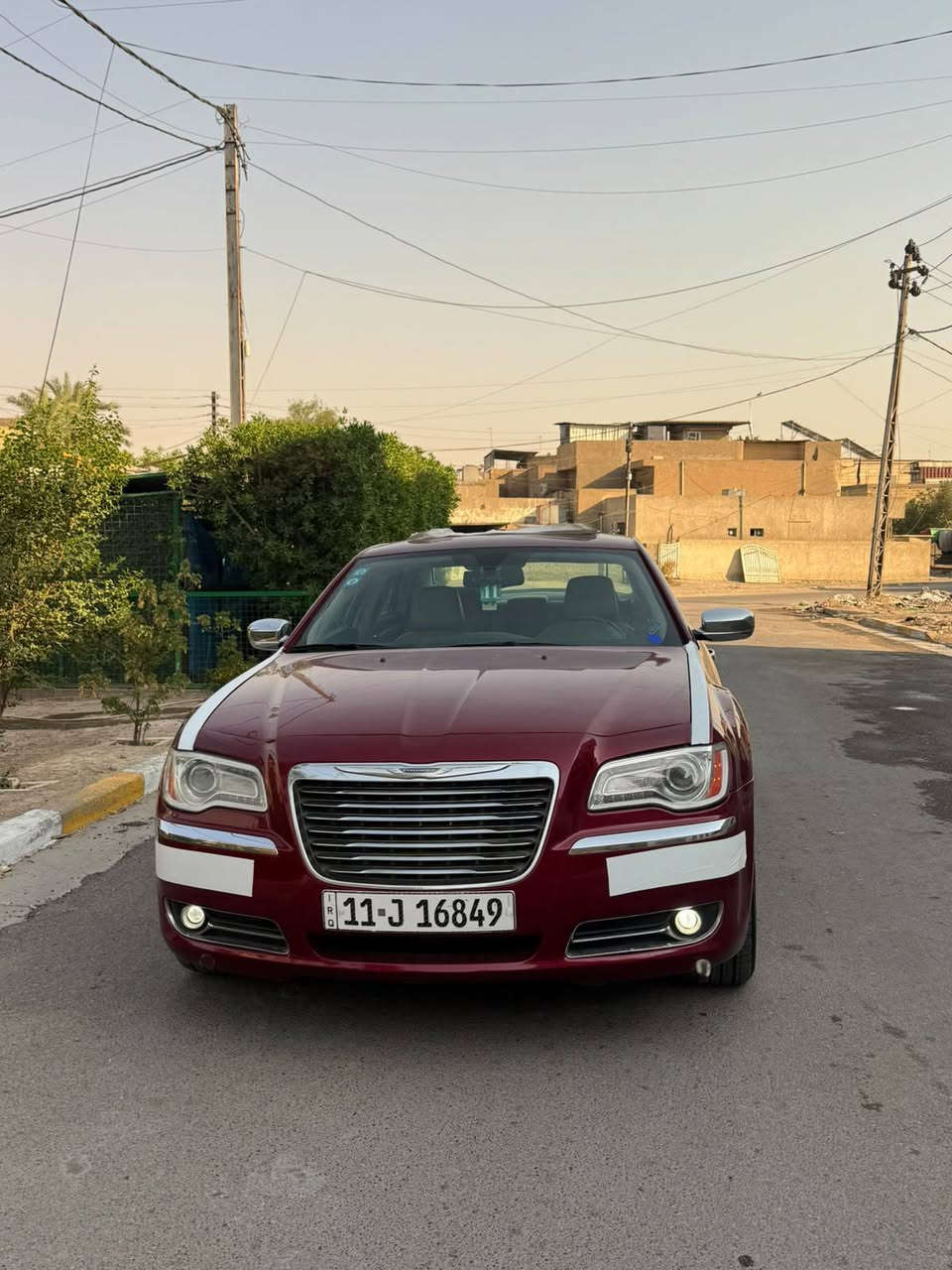 سلام عليكم اوبما موديل 2011 ل limitedفول   بسمي اصل كفاله عدا جاملغ وشويه بلباب سياره كلها بلاديه ماتصرف عليها ولا ربع سياره مامشتغله خط ابد ماشيه داخله كلين للعراق150كيلو وين مايعجبك تفحص سونار مرفق بالصور مكاني بغداد البياع ***********
 سعر 155
التقرير جوه 👇👇👇

مرخص من قبل موقع المرور الامريكي 
السنة : 2011
النوع : Chrysler 300 Limited
VIN: 2C3CA5CGXBH531757 
Sedan 4 DR 
المحرك : 3.6L V6 F DOHC 24V 
الأسطوانات : 6 CYLINDER 
الوقود : البنزين 
Rear wheel drive
عنوان : سجلات المرور الامريكي 
A.A 
عداد المسافة : 19,202 mi 
الضرر الاساسي : كلين تايتلClean Tittle 
حالة الايرباكات : جميع الايرباكات سليمة 
الصنع : CANADA 
Keys : Yes 
الملاحظات : بدون ضرر او حادث او غرق او حرق او تصليح مسبق 
::::::::::::::::::::::::::::::::::::::::::::::
