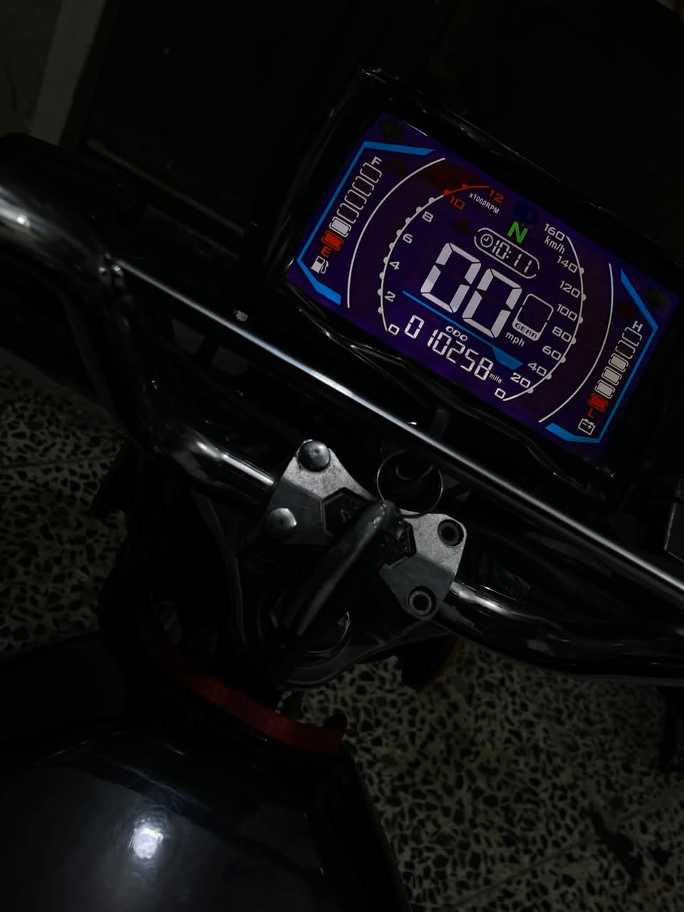 يالله السلام عليكم ورحمة الله وبركاته
🔥 للبيع 🔥

🏍️ إيراني سونگ موديل 2025
🖤 أسود
✨ بعدها أخت جديدة، زيرو

🔧 محرك CBF
⛓️ ضاغطة زنجيل
🚀 طيّارة وشلعة، ما شاء الله
⚙️ معدّلة وجاهزة

💰 السعر: مليون و50 ألف
🤝 بيه مجال للشراي للجاد فقط

📍 الفلوجة
📞 ***********
