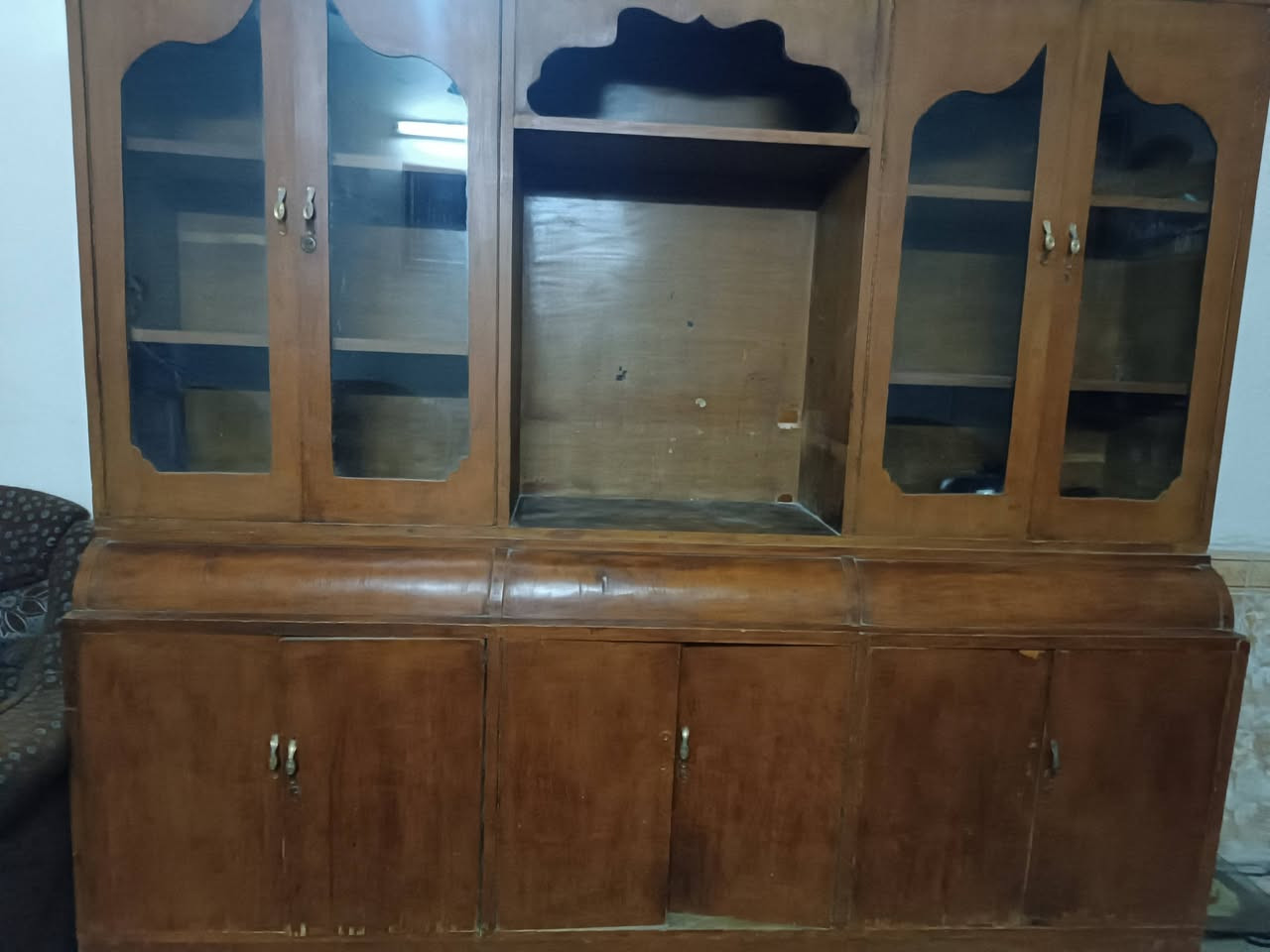 السلام عليكم
تخم ست قطع اثنين كبار واربعة صغار بسعر 300وبي مجال للاستفسار الاتصال على الرقم *********** والمعرض 75وبي مجال
