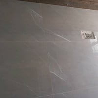 اي شخص محتاج خلفة سيراميك متواجد كادر كامل وتساب مخابرة موجود ٠٧٧٠٤٢٦٧...
