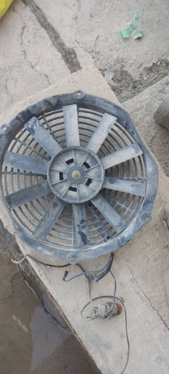 داينمو مع شوته وبنكه تبريد بيكب دير للبيع اي عيب مابيهن شرط وشغالات مو ظعيف الدينمو السعر ٧٥ كلهن رقم الجوال *********** العنوان كركوك
