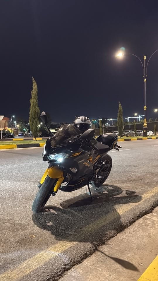 كاوسكي نينجا 400cc 2023 القطعه الوحيدة بل موصل الدراجة ماشية الف ٧٠٠٠ فقط الدراجة ما ناقصها شي عداد الكتروني نظام ABS 
وهذا الرقم : *********** ، مكان الدراجة موصل الايسر 
السعر : ١٦ وبيها مجال ول رقم بي واتساب
