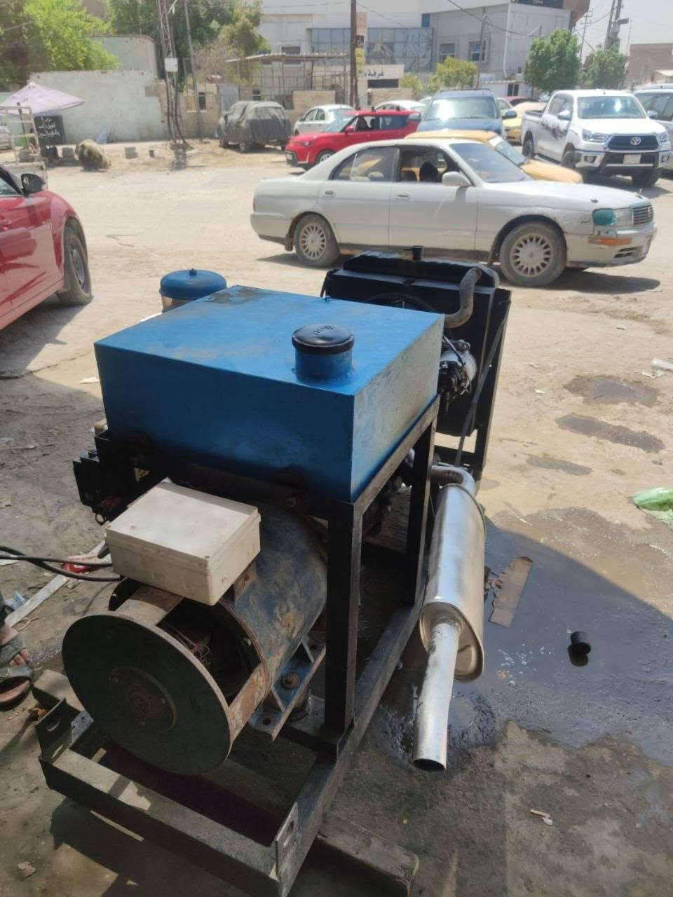السلام عليكم  مولده كيه 30KVA نظيفه جدا سعرها 15 ,ورقه  شغلها درجه اولى طبك كوبلن محرك 2701 مكانها بل حله قرب غرفة التجاره 
***********
