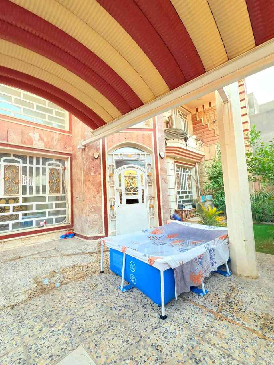 ⭕️دار للبيع في حي المخابرات خلف مجمع الرشيد الطبي

⭕️المساحة ٢٠٠م طابو صرف ركن 

⭕️بناء جيد 

⭕️الطابق الارضي يحتوي على صالة وهول ومطبخ وغرفة نوم ومجمع صحيات 

⭕️الطابق الثاني يحتوي على غرفتين نوم ومجمع صحيات 

⭕️لطلب السعر مراسله الصفحة او الاتصال على الارقام 

*نستقبل جميع عروضكم السكنية 🏠 والتجارية 🏡 بكافة مناطق الحلة 
……………………………..
للمزيد من المعلومات

مراجعة مكتب بابل الكائن في شارع ٦٠ مقابيل حلويات ريف دمشق او كراج ناجي كماش سابقاً او الاتصال ☎️ 

***********ابو احمدالاسدي  
***********احمد الاسدي
***********امير الاسدي
