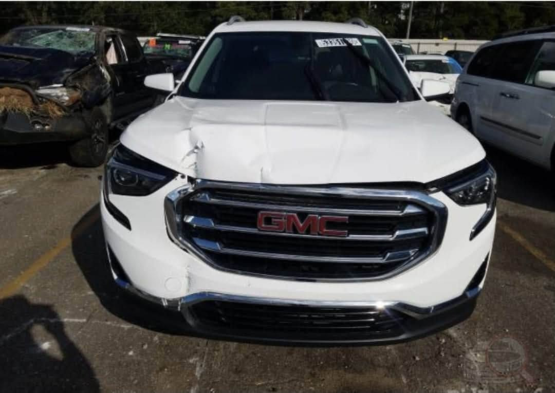 🚗 GMC تيرين 2019 - فول مواصفات للبيع
سيارة قمة بالنظافة وبسعر ممتاز!
 الموديل: 2019
 المحرك: 1500 سيسي تيربو (اقتصادي وقوي بنفس الوقت)
 المواصفات: وارد أمريكي - فول مواصفات
 الحادث: موضح بالصور (حادث بسيط/محدد)
 الملكية: باسمي والتسجيل/التحويل ثاني يوم مباشر 📝
💰 السعر والتعامل
 السعر المطلـوب: 165 ورقة (16,500$) وفيه مجال للشراي الجاد
📍 المكان والتواصل
 الموقع: محافظة واسط - الكوت
 رقم الهاتف: 📱 ***********
