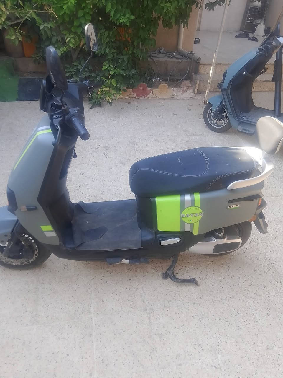 ريان ابو عيون درجه اولى ماطور جلخ ما بي اخو الجديد فقط بطاريات نص عمر سعر 650 شراي خابرني ***********
