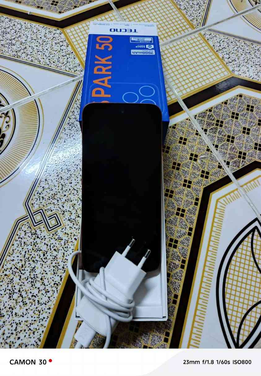 تكنو سبارك ٥٠ • ٢٥٦ • بطارية ٧٠٠٠
