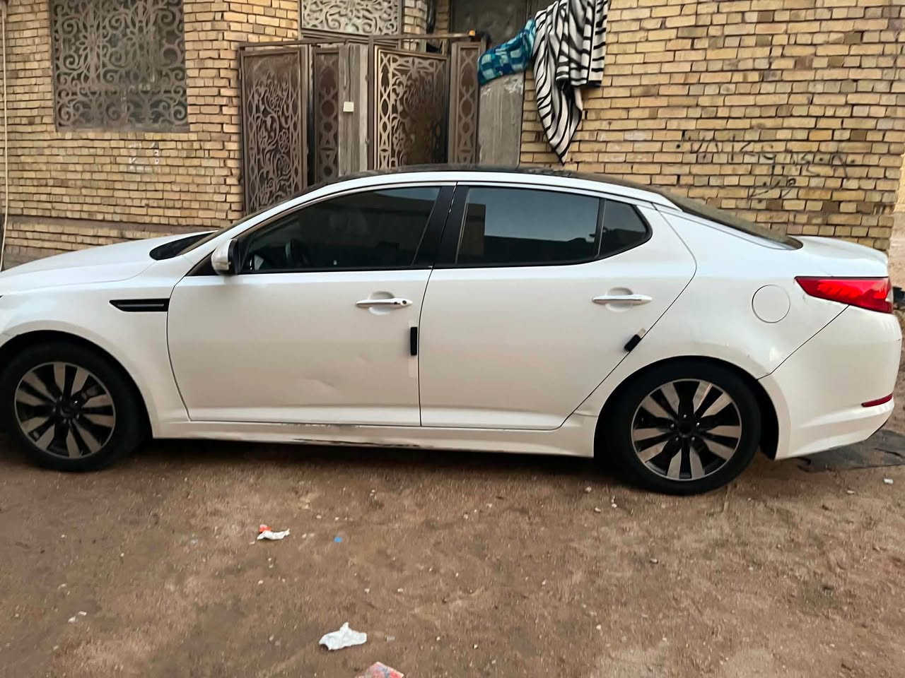 🚘 كيا أوبتما 2011 خليجي — فول مواصفات 🔥

للبيع كيا أوبتما موديل 2011 خليجي، رقم أربيل، السيارة موجودة حاليًا في كربلاء.

✨ المواصفات:

* بانوراما
* جلد
* بصمة
* شاشة
* حساسات
* مرايا شفط
* كشنات كهربائية
* محرك دوش
* فول مواصفات ومفولة على الأخير

🔧 الحادث: بنيد فقط ومبدّل.

💰 السعر: 103 وبيها مجال 

📌 السيارة باسم ابن عمي، وأنا مكلّف بنشرها فقط.

📞 للجادين والاستفسار والتفاوض، الاتصال على:
***********

🚫 رجاءً الاتصال للجادين فقط. كربلاء, العراق
