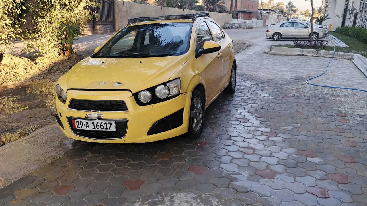 سلام عليكم شوفرليت سونك خليجي سياره جاهزة من كلشي محرك وكير كورلا بيكاتشو رقم نكليزي واسط بسمي موديل 12 مراوس حسب قناعة ريد تكسي رقم ***********
