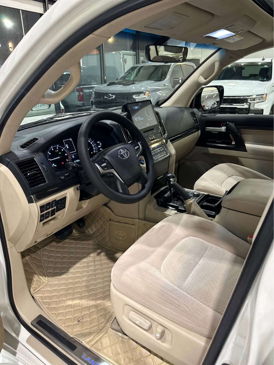 TOYOTA

LAND  CRUISER 

2020

GX.R

White

V6

4.0L

………………………………………………………………………….

تویوتا       لاندکروزەر  

2020      سپی  

6  پستن

مەکینە

4.0L

………………………………………………………………………….

شرکە   جیهان   ضمان ✅                    

………………………………………………………………………….

80      هەزار        رۆیە

………………………………………………………………………….

مواسفات

جی   اکس  ار

سیلایت

بەسمە
      

سەلاجە
 

شغال

تەبریت    مەرکەزیی

8.   پەرەشووت

شاشە  بەرز 

بلاجکتۆر

لایت   زینۆن

………………………………………………………………………….

بێ    بۆیاخ

بێ    تەزرە

بێ    تەحدیل

بێ   کرانەوە
 

………………………………………………………………………….

گێر  و   مەکینە   بەشەرت
 

هیچ  کێشەی  نیە

………………………………………………………………………….

رەقەم  و   سەنەوی   نوێیە

بەناوی    خۆمانە

………………………………………………………………………….

شوێن               هەولێر

معرض             مامۆ
*********** 
وا  تس  اپ أربيل, العراق
