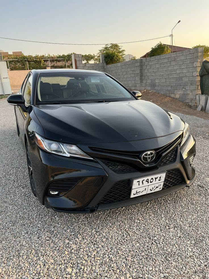 ​النوع: تويوتا كامري (Toyota Camry)
اللون: أسود ملكي
​الرقم: أربيل (ألماني) - جاهزة لتحويل الغرامات والوكالة
​الوضع العام: السيارة مكفولة ونظيفة جداً، بدي ومحرك وجير بشرط الفحص. دق سلف وتوكل على الله، ما تحتاج أي مصاريف.
​المكان: العراق / أربيل
​ملاحظة: البيع مستعجل بداعي السفر أو الحتياج، والسعر بيه مجال بسيط للطيبين والمشتري الجاد.
​📞 للتواصل والاستفسار: [***********]
