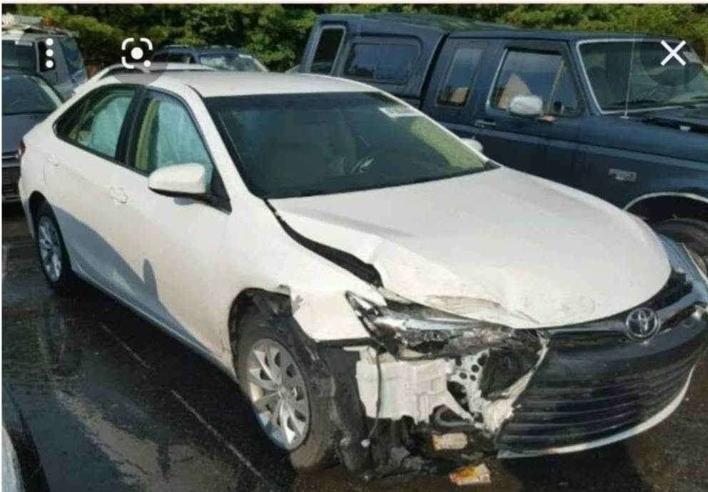 🚘 كامري LE 2016 وارد كندي – أبيض
🔹 داخلية جلد لونين بيجي وأسود
🔹 جلد بلادي + تغليف جلد جديد
🔹 محرك ممتاز جداً
🔹 تبريد ممتاز ❄️
🔹 ماشية 200 ألف كم
🔹 ويل كب وتخم تاير جديد
🔹 الضرر موضح بالصور
🔹 جميع القطع متوفرة بالسوق
🔹 السيارة اقتصادية ومناسبة للاستخدام اليومي
💰 السعر: 150 قابل للتفاوض
🔄 مراوس  /وتساب شعندك
📞 ***********

