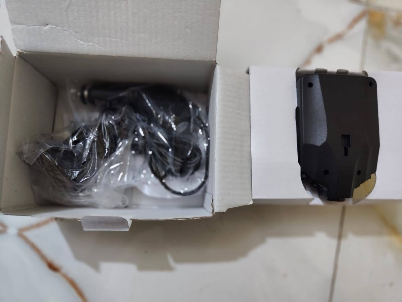 كامرات مال سياره 
📹 كامرة HD DVR بشاشة 2.5 إنج 📹
إذا تريد كامرة عملية للتوثيق والتسجيل، هاي أفضل اختيار!
✅ تصوير HD واضح
✅ شاشة LCD قياس 2.5 إنج لمراجعة الفيديو مباشرة
✅ تدعم كارت ذاكرة SD حتى 32GB
✅ تسجيل فيديو وصور
✅ حجم صغير وسهلة الحمل والاستخدام
✅ مناسبة للسيارة، السفر، والمحلات 
عندي 2سعر الوحده 10 جدد مامستخدم ابد ***********
