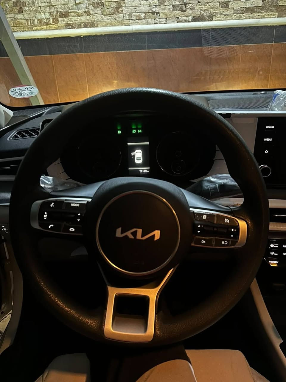 K5 للبيع
مديل 2022
ماشيه 70000
خليجي كفاله
محرك 2000 دوش
فول ماعدا البانوراما
كامره 360
بصمه
تشغيل عن بعد
كشن كهربائي تبريد ثلج
نظام تدفئه
ويل نجمه
تخم تايرات جدد
بقيه المواصفات معروفه 
سعر 200 قفل مكاني ناصريه مركز
*********** واتساب 🪬
