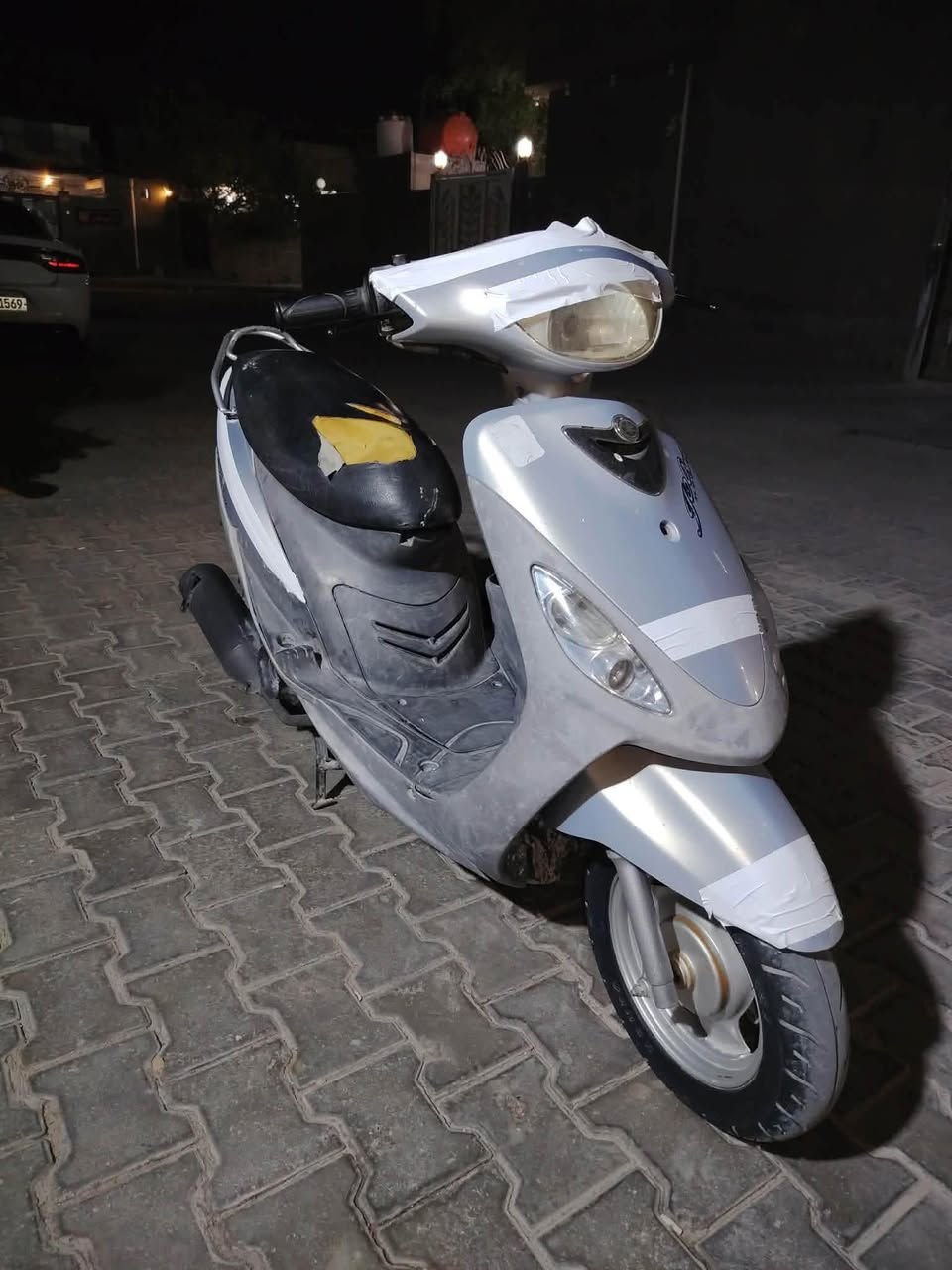 ماكس نضيفه للبيع مفتوحه ولفات سعر خاص ***********
