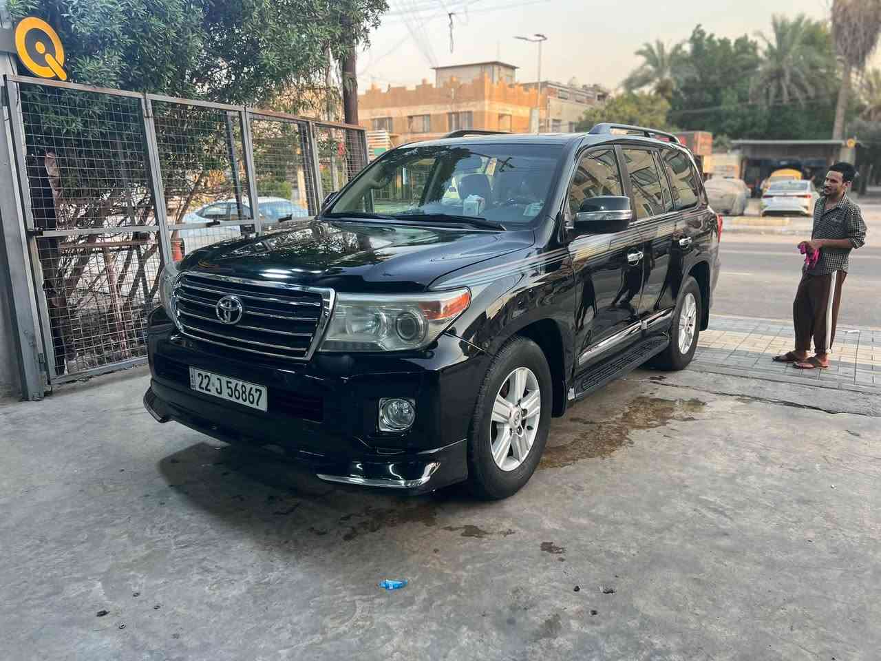 لاندكروز ٢٠١٢ بيهه قطع صبغ بدون ضربه اثر شخوط سونار موجود مكفوه من ضربه فول ابيع حزام سياره بدون نقص *********** شراي يتصل سعر ٢٥٥
