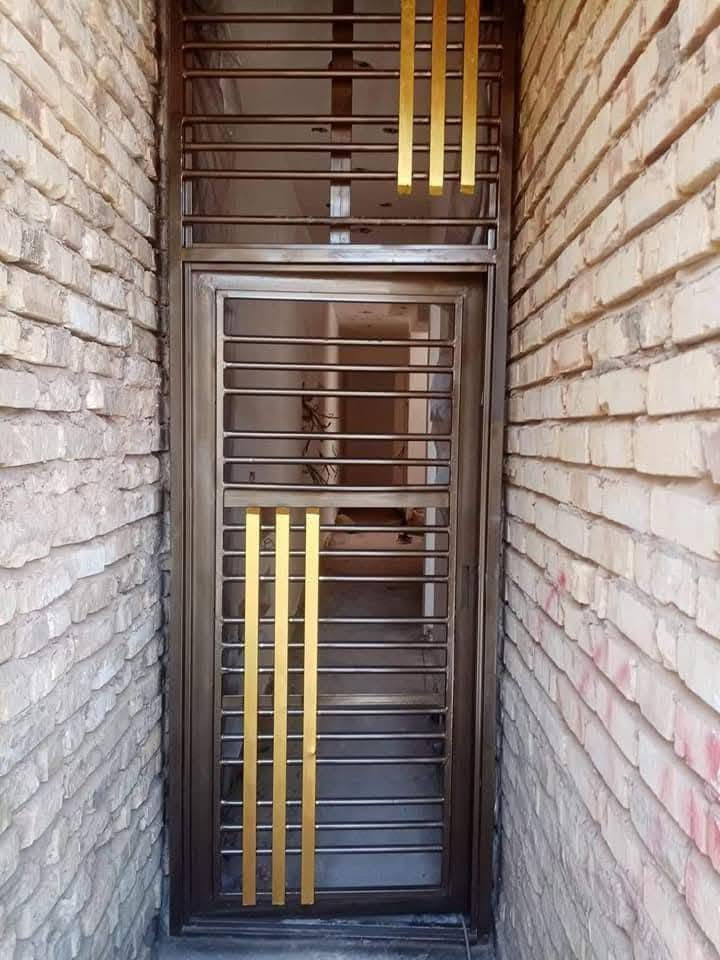 سلام عليكم متوفر صبغ شبابيك و جدران وتنضيف كافت الوان صباغ ‏‪***********‬‏
