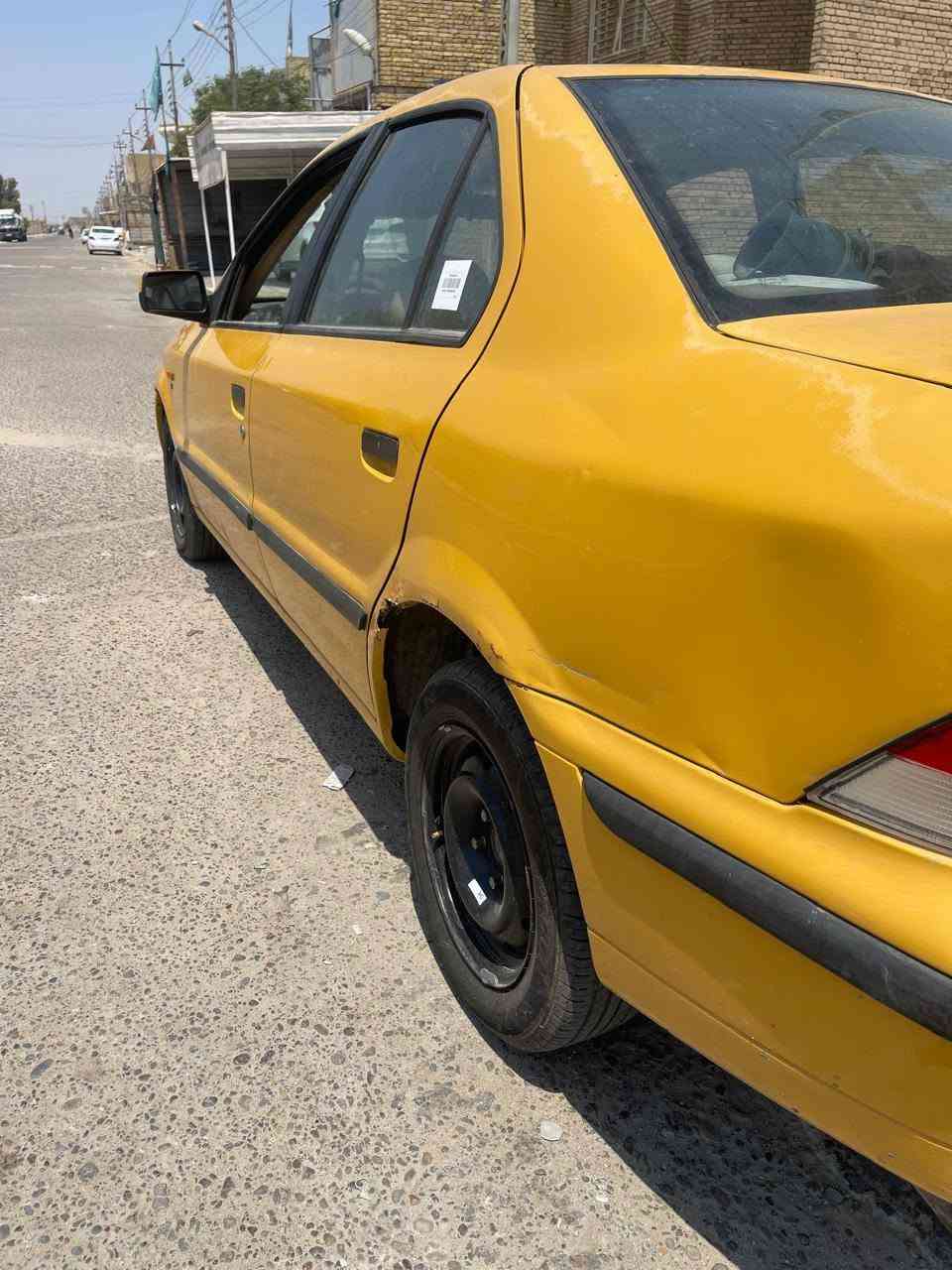 سلام عليكم سمند لبيع مديل ١١ سيارة كفالة  عامة كير و محرك و كهربايات كلة شغالة بس تبريد ما يشتغل سعر ٣٥ بية مجال ***********
