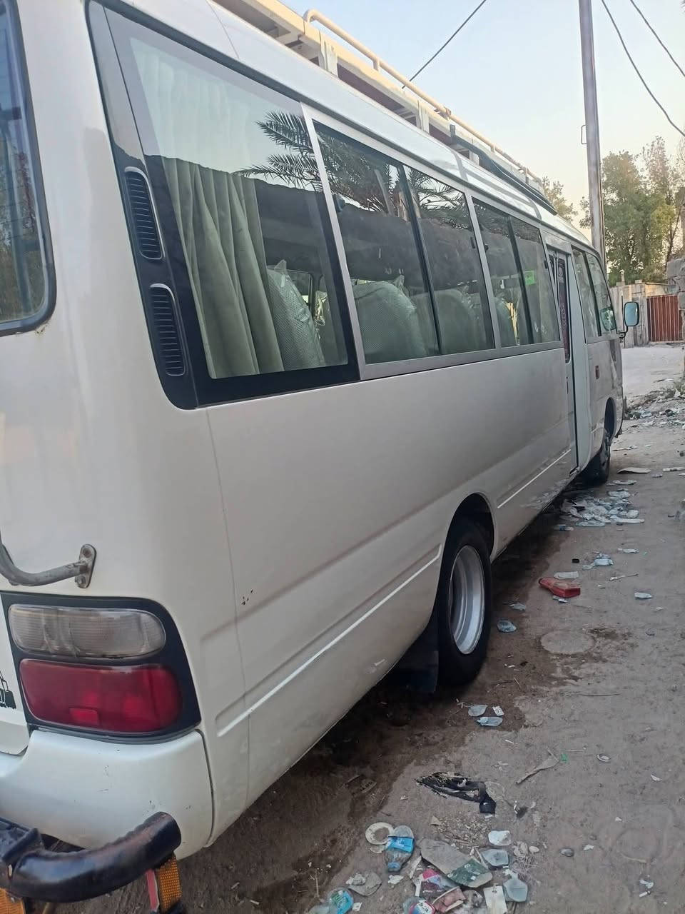 سلام عليكم كوستر لبيع 15رقم بغدادمكاني بصره تواصل ***********

