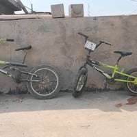 بي ام اكس • عاطلات • خوات
