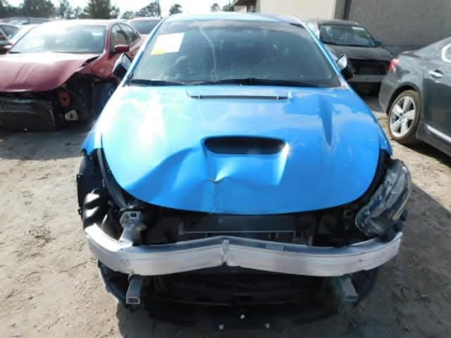Dodge dart 2016 GT sport 
سلام عليكم سياره وارد امريكي حادثها مثل ماموضح ب صور مكينه وكير وتبريد كفاله سياره 1/1 ماعده الفتحه فول للأخير بصمه تشغيل بصمة ابواب بصمة جنطه تشغيل عن بعد رادار جانبي وخلفي هيتر ب المرايات و اشاير هم تحكمات ستيرن فول شاشه ديجتال وشاشه كبيره وكامره خلفيه دواره مكينه 2.4L دبل كزوز رياضي رقمها بغداد مميز سياره مشروع وطني حره الرقم الإنكليزي الجديد مكاني البصره تنومه 
السعر 105وبيها مجال 
للاستفسار
***********
