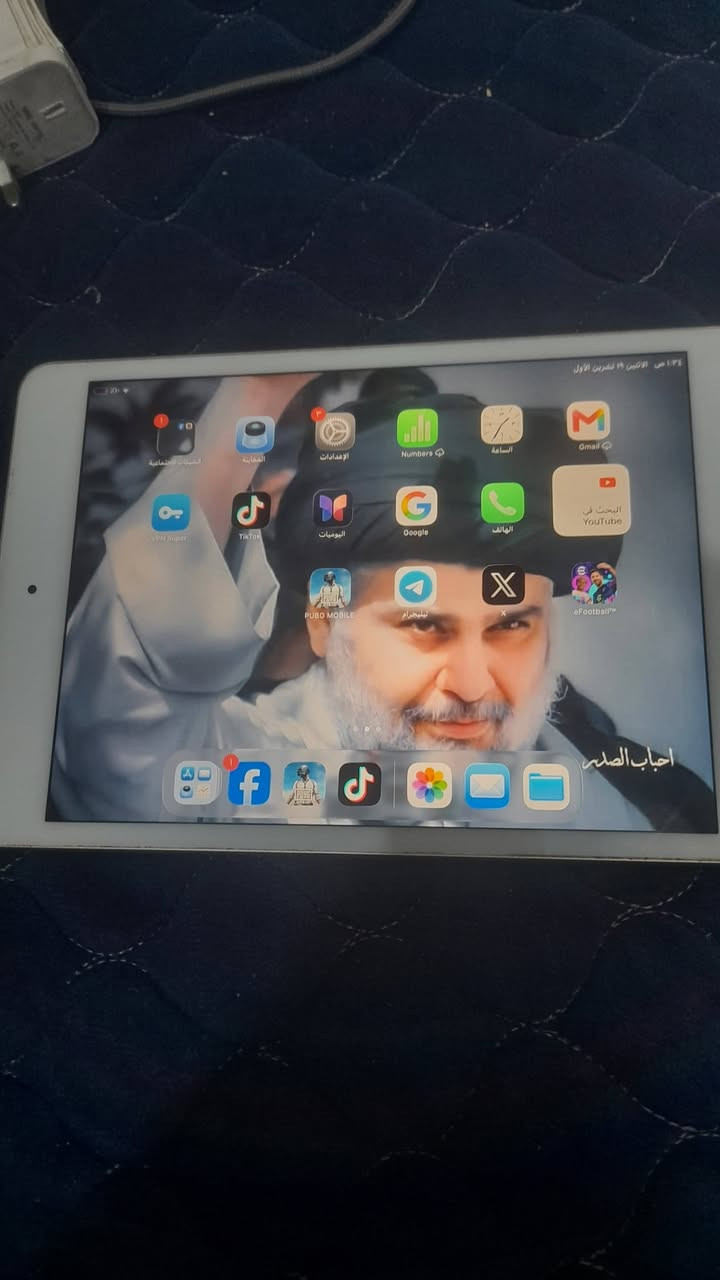 ايباد ميني ٥ • ذاكرة ٦٤ • نضيف ما مفتوح