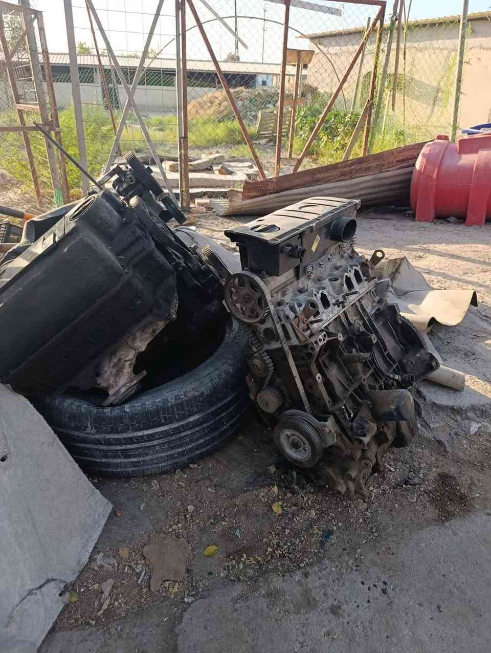 تفصيخ سايبه وبيجو بارس مكينه وكير مكفولة وضفيره وعقل وحداديه كامله موجوده بلبصره شراي يجي خاص ***********مكينه سايبه 250ضمان اسبوع كير سايبه160ضمان اسبوع
