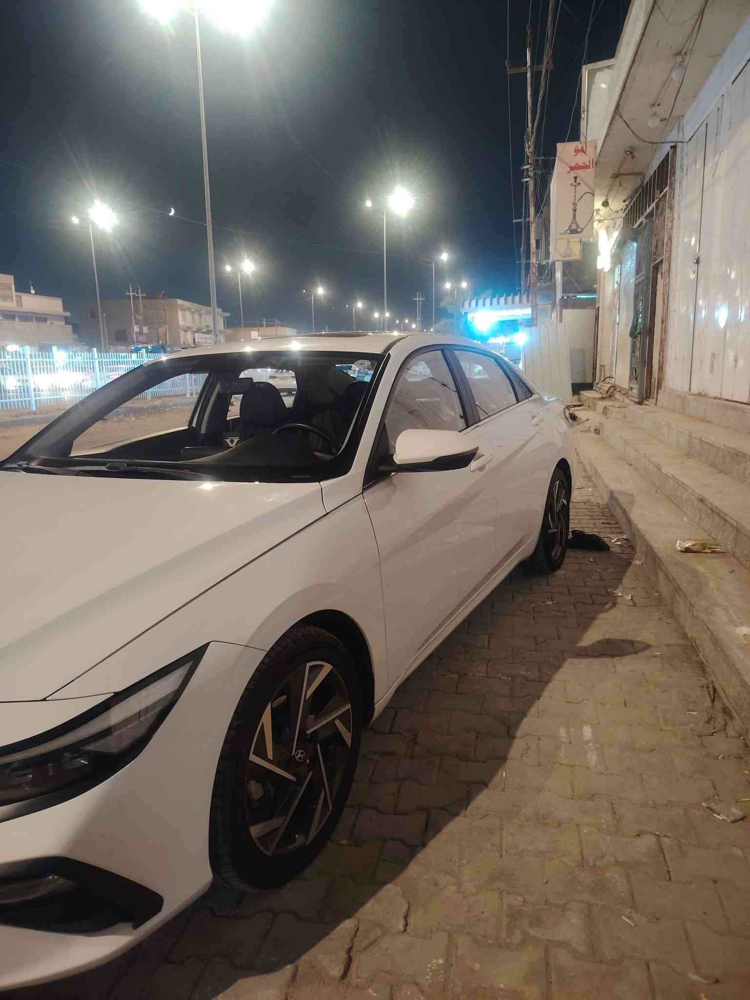 سلام عليكم النترا مديل24 وارد خليجي كفاله عامه بيه فقط شخوط بصيطه ول باقي كفاله محركه 1500دبل نوزل بصمه فتحه تبريد خلفي  كير ومحرك حداديه كفاله حساس امامي خلفي كامره لدات زنون تحكم ستيرن اشاير ترحيب السياره اخر مواصفات السياره كلش حلوه مكاني نجف  السعر 140 الرقم***********
