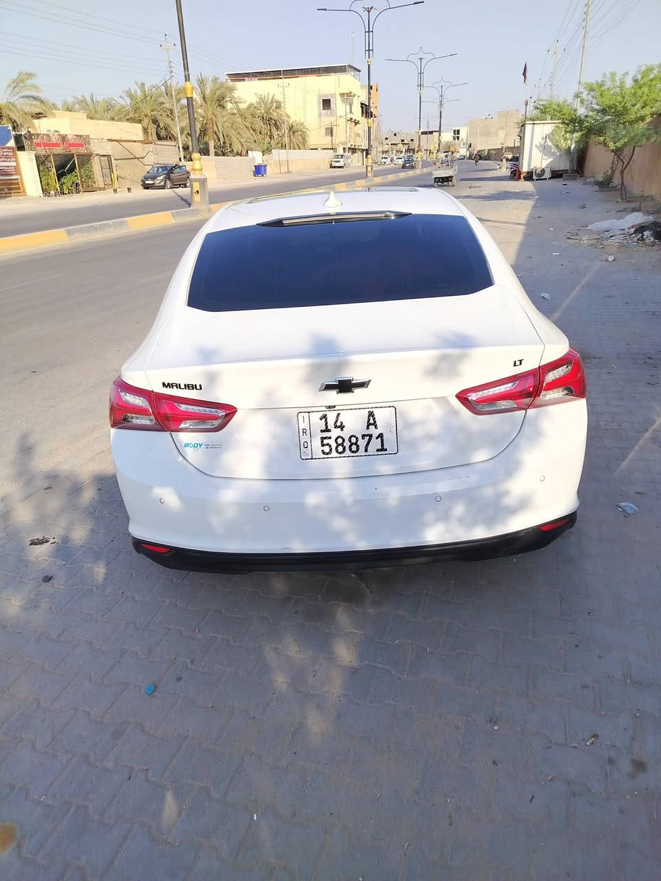 سلام عليكم ماليبو 2019 للبيع السيارا وارد كندي حادثها بطرف الجاملق والبنيد ومصلحات ومصبوغات بدون تبديل ماشيه 68الف السيارا كلش نضيفه وحلوه واحله من الصور والسيارا جاهزه من كلشي تبريد تدفئه كله شغال بنوراما وبصمه لايتات زنون كروس مثبت سرعه نقطه عمياء تحديد مسار تشغيل عن بعد تحكمات ستيرن كرسي السائق تحكم كهرباء كامره خلفيه حساسات خلفيه تحكم مري كهربائي اوتو ستوب تحكم شاشه وشاشة اعطال وبعد هواي مواصفات LTمعروفه السعر 115 وبيها مجال بسيط
العنوان ابو الخصيب 
رقم الهاتف ***********
